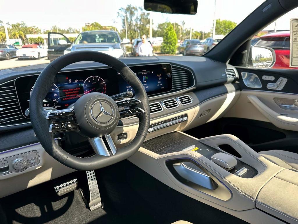 new 2025 Mercedes-Benz GLS 450 car, priced at $97,430