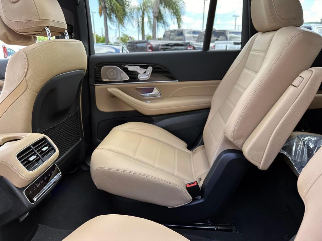 new 2026 Mercedes-Benz GLS 580 car, priced at $127,460