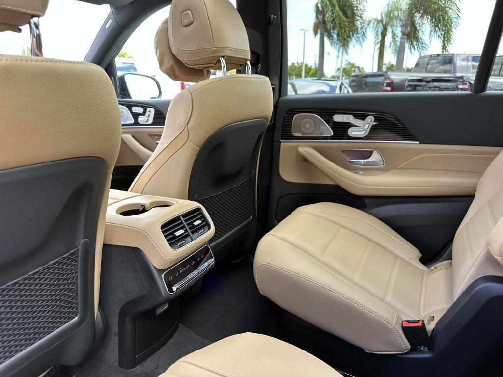 new 2026 Mercedes-Benz GLS 580 car, priced at $127,460