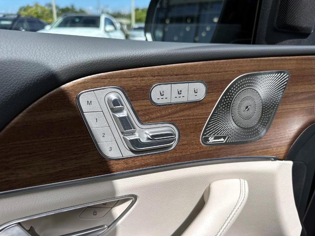 new 2026 Mercedes-Benz GLE 450 car, priced at $78,305