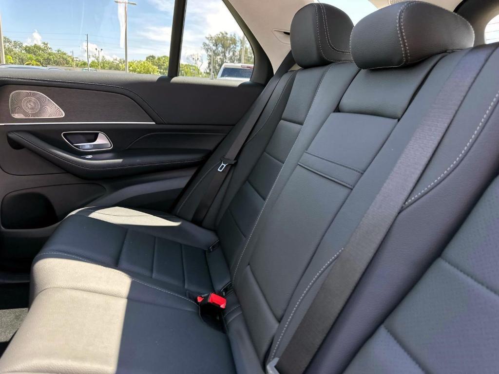 new 2025 Mercedes-Benz GLE 350 car, priced at $77,200