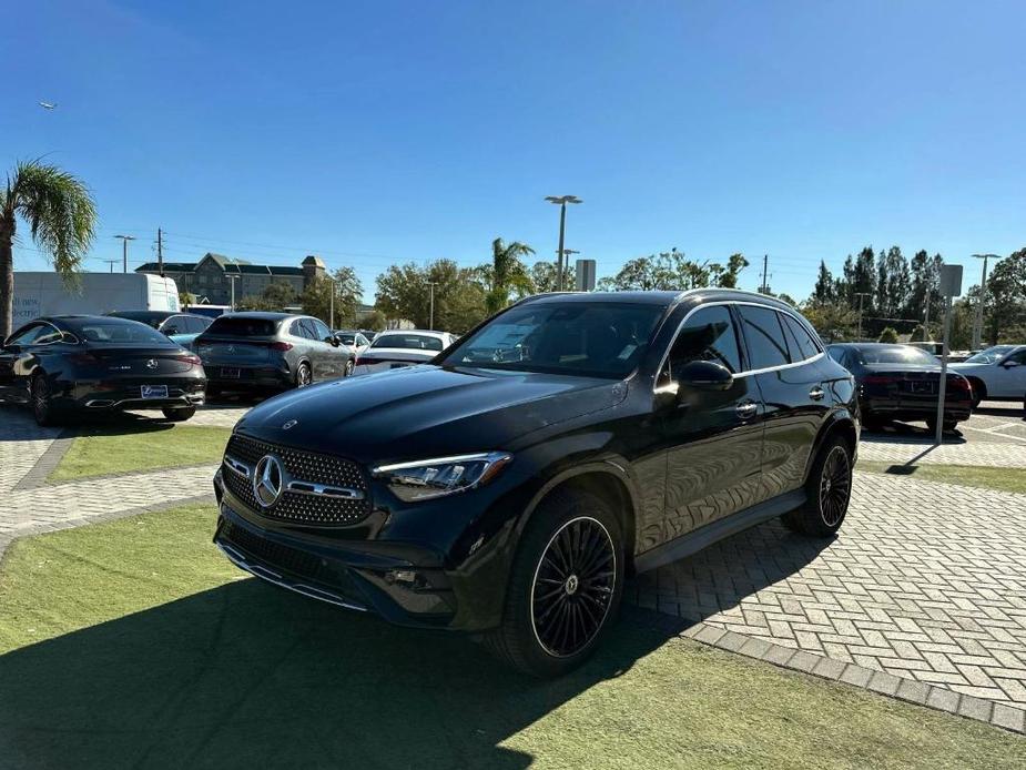 new 2025 Mercedes-Benz GLC 300 car, priced at $62,805