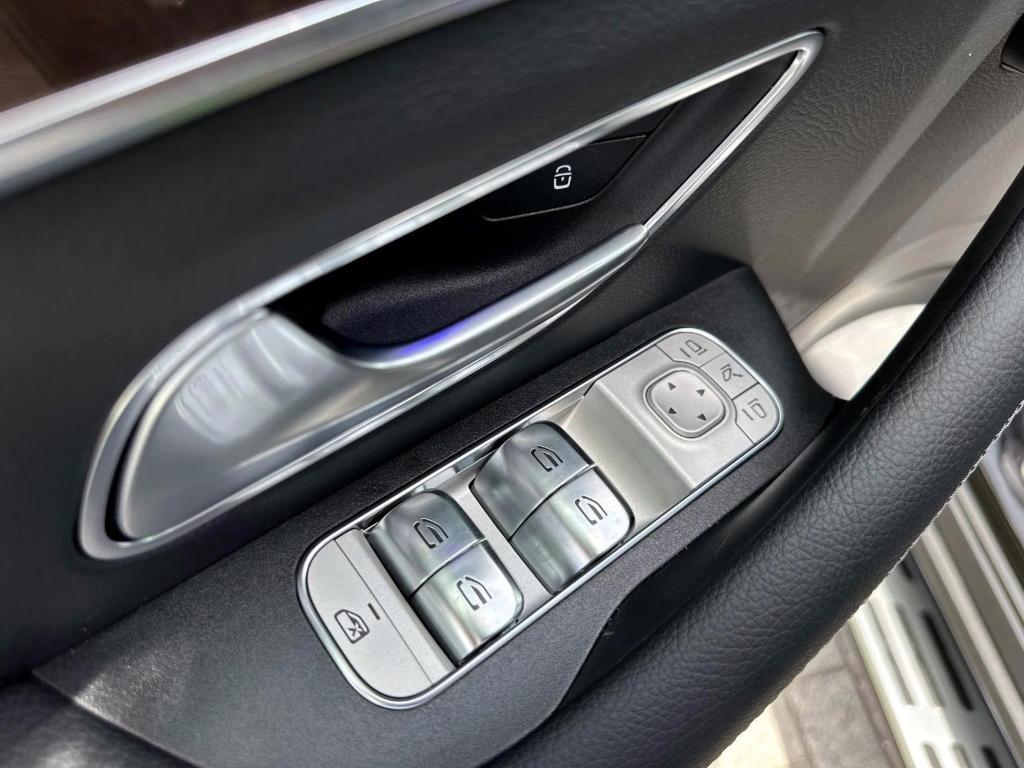 new 2025 Mercedes-Benz GLS 450 car, priced at $92,275