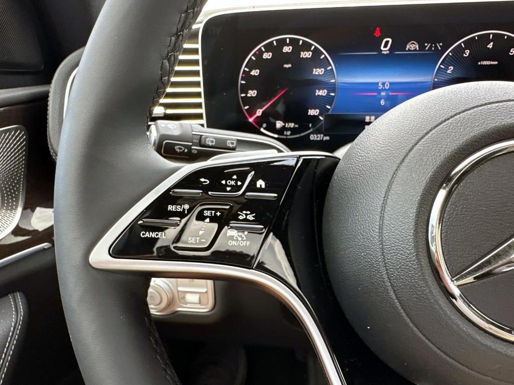 new 2025 Mercedes-Benz GLS 450 car, priced at $92,275