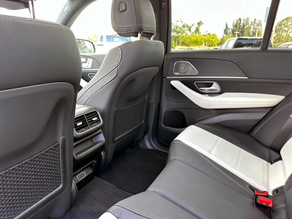 new 2025 Mercedes-Benz GLE 350 car, priced at $76,605
