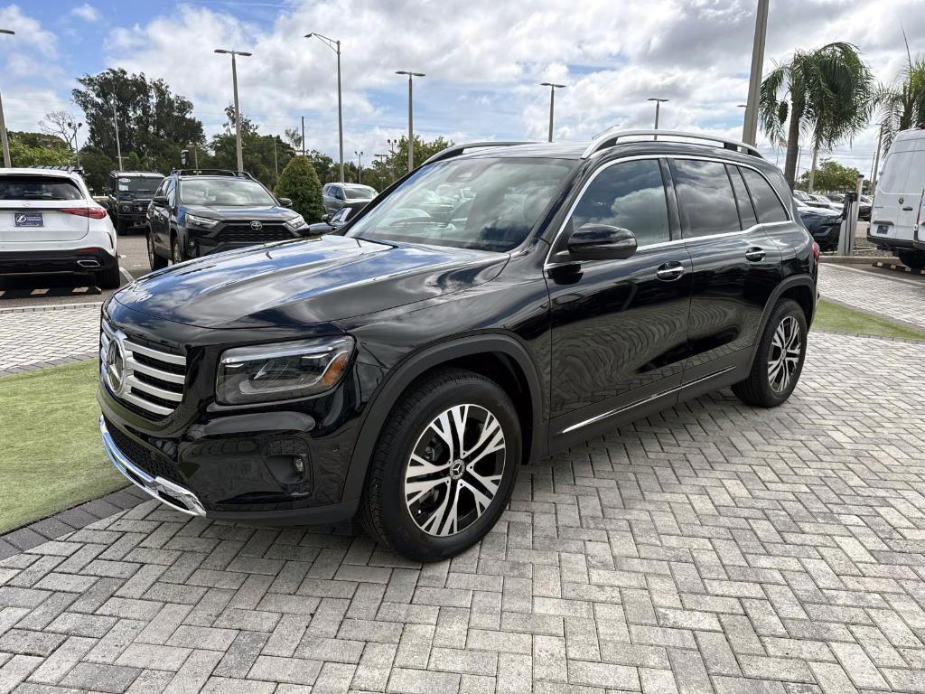 new 2025 Mercedes-Benz GLB 250 car, priced at $49,595