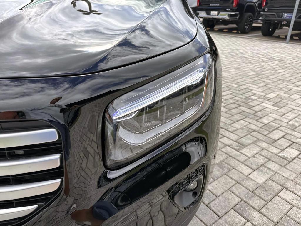 new 2025 Mercedes-Benz GLB 250 car, priced at $49,595