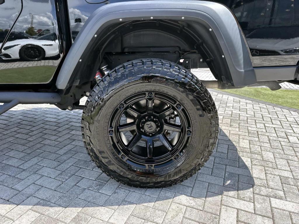 used 2022 Jeep Gladiator car, priced at $36,917