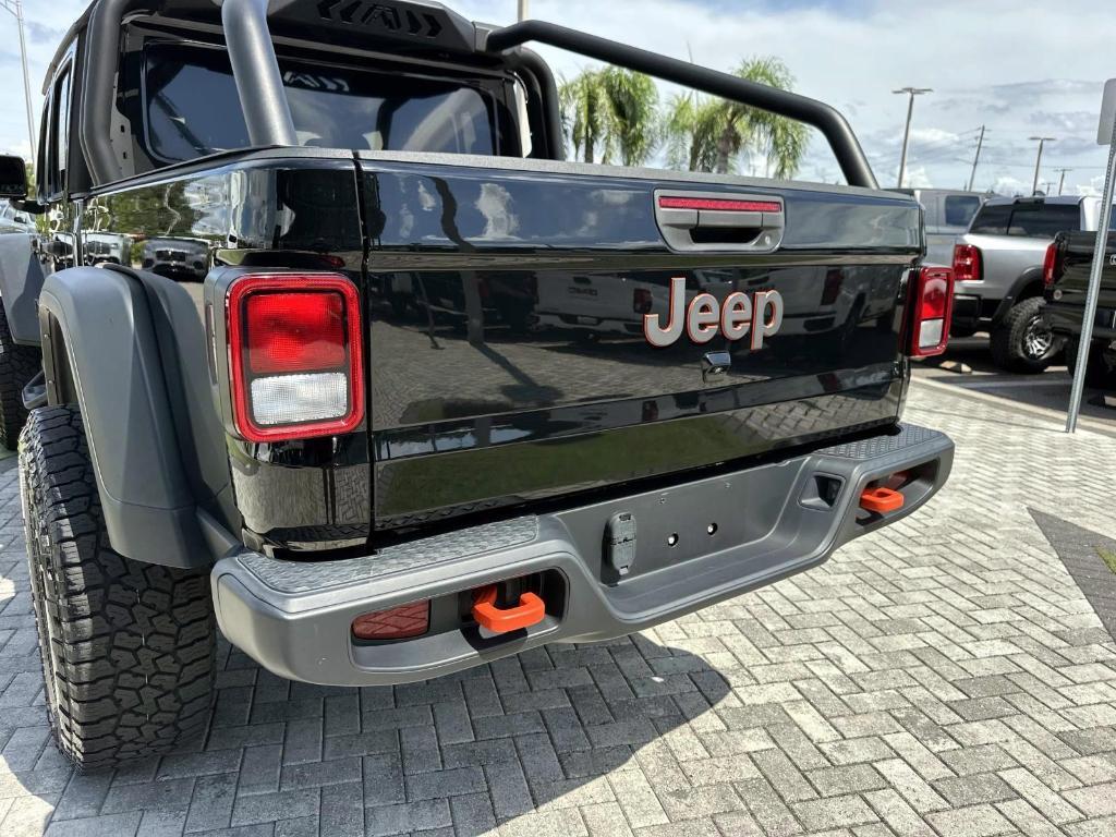 used 2022 Jeep Gladiator car, priced at $36,917