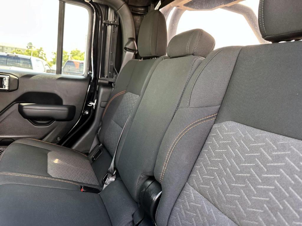 used 2022 Jeep Gladiator car, priced at $36,917