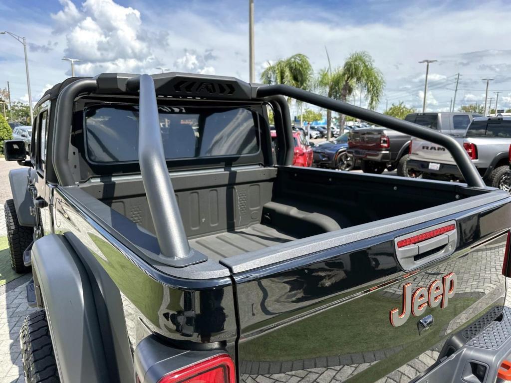 used 2022 Jeep Gladiator car, priced at $36,917