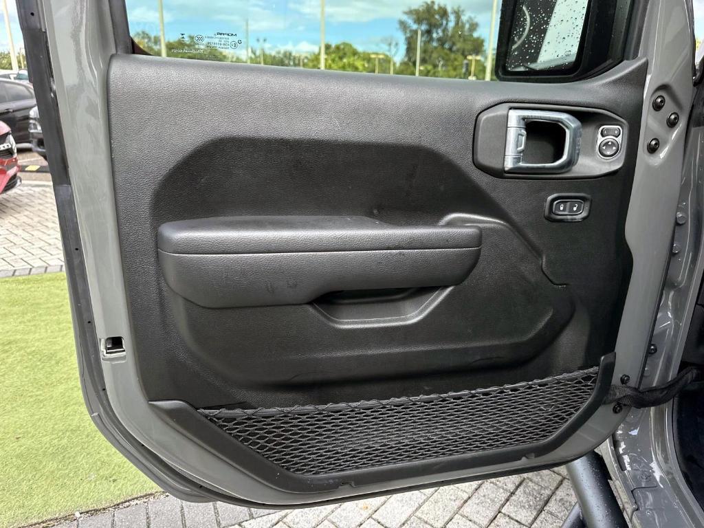 used 2023 Jeep Gladiator car, priced at $40,775