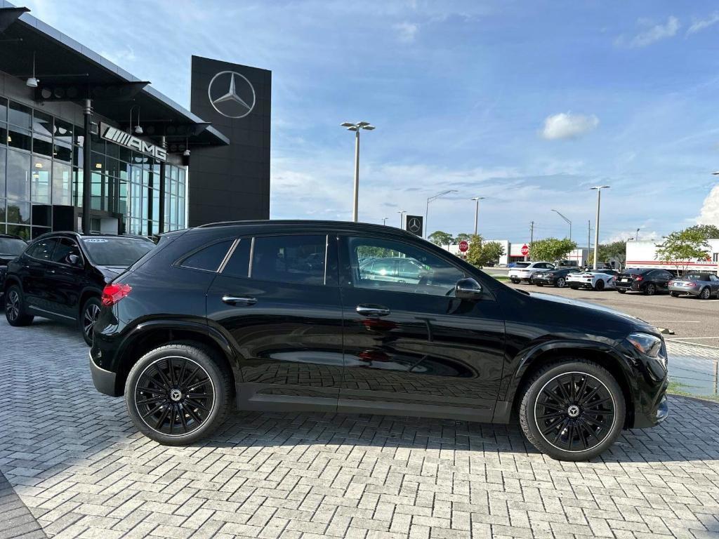 new 2025 Mercedes-Benz GLA 250 car, priced at $51,430