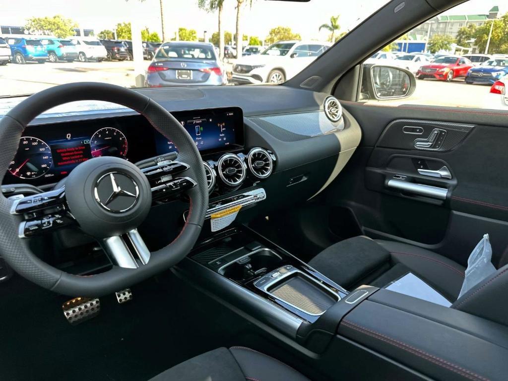 new 2025 Mercedes-Benz GLA 250 car, priced at $51,430