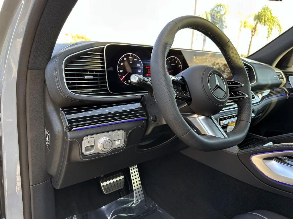 new 2026 Mercedes-Benz GLS 450 car, priced at $106,295