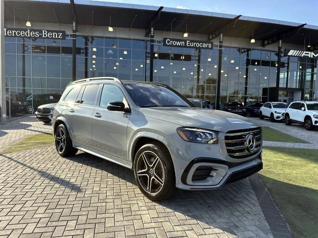 new 2026 Mercedes-Benz GLS 450 car, priced at $106,295