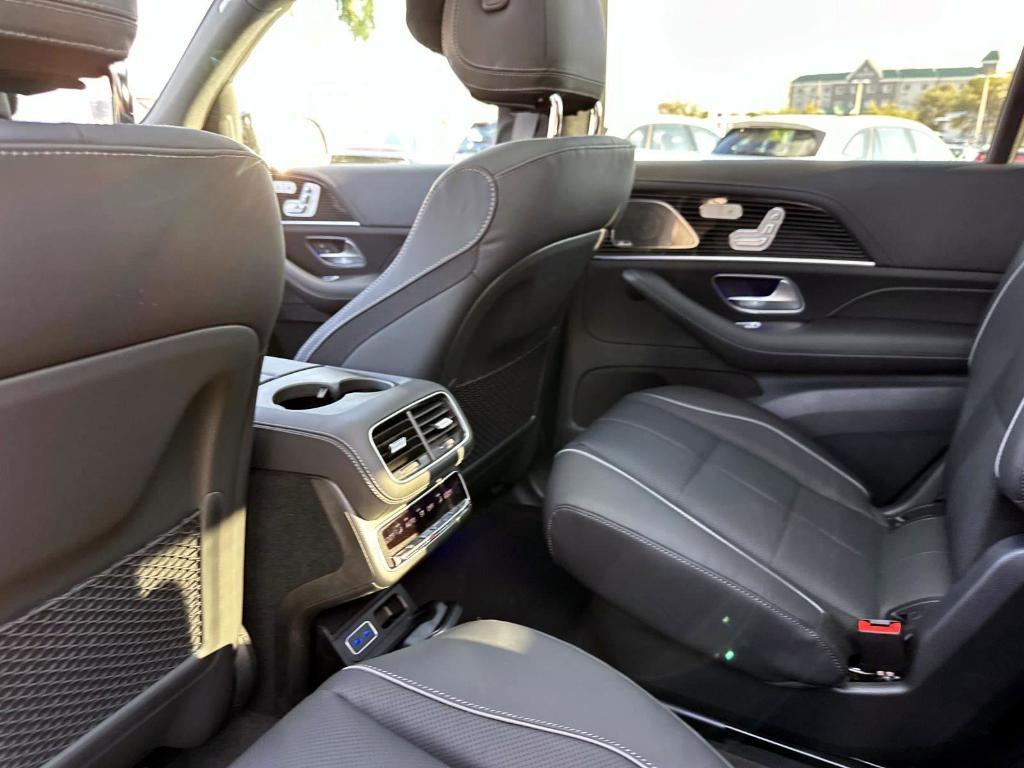 new 2026 Mercedes-Benz GLS 450 car, priced at $106,295