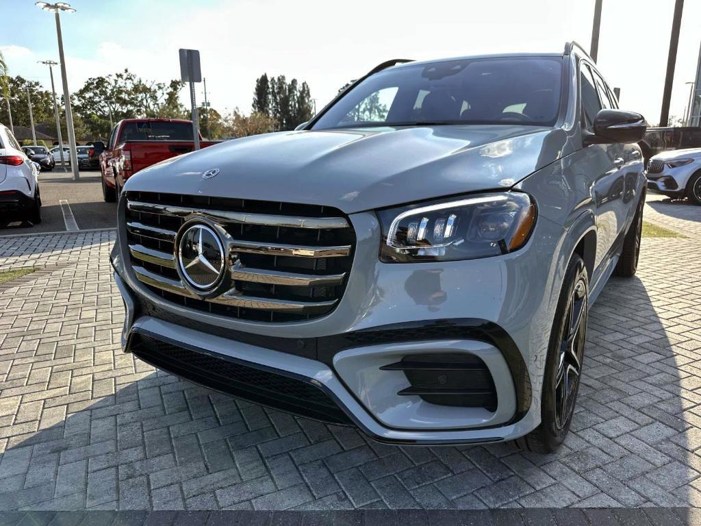 new 2026 Mercedes-Benz GLS 450 car, priced at $106,295