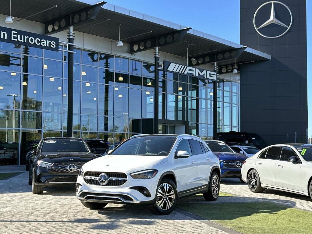 new 2026 Mercedes-Benz GLA 250 car, priced at $45,295