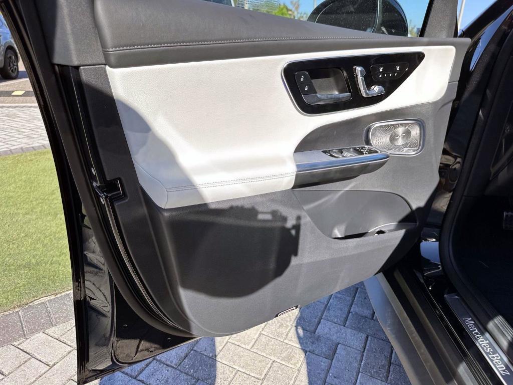 new 2026 Mercedes-Benz GLC 300 car, priced at $60,235