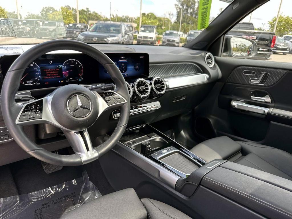 used 2025 Mercedes-Benz GLB 250 car, priced at $39,895