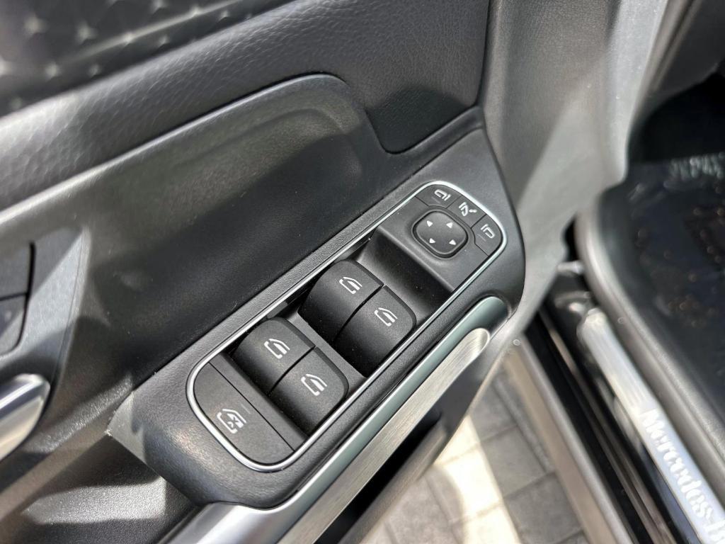 used 2025 Mercedes-Benz GLB 250 car, priced at $39,895