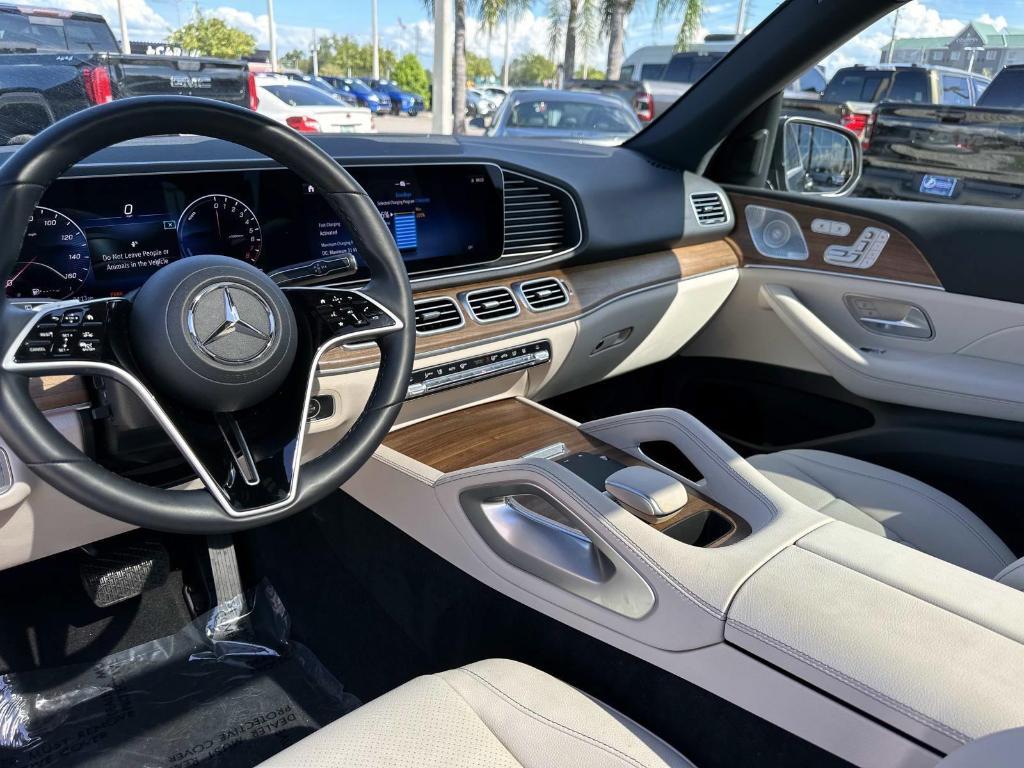 used 2025 Mercedes-Benz GLE 450e car, priced at $66,220