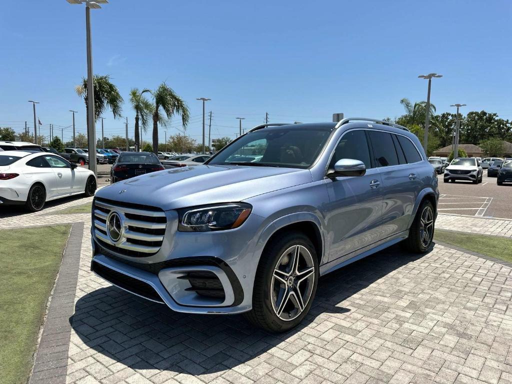 new 2025 Mercedes-Benz GLS 450 car, priced at $106,085