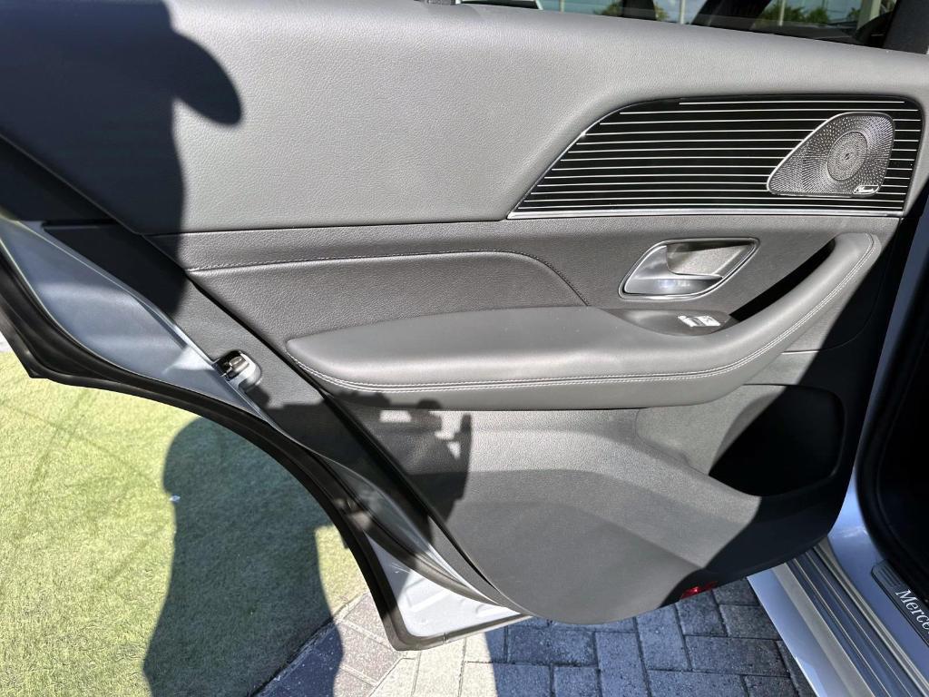 new 2026 Mercedes-Benz GLE 450 car, priced at $84,660