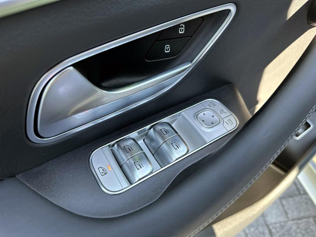 new 2026 Mercedes-Benz GLE 450 car, priced at $84,660