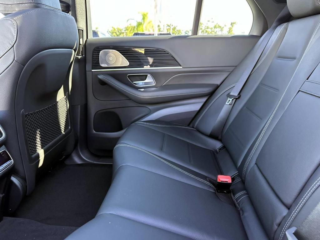 new 2026 Mercedes-Benz GLE 450 car, priced at $84,660