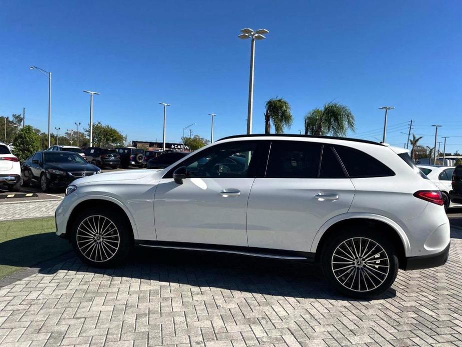 new 2025 Mercedes-Benz GLC 300 car, priced at $61,055