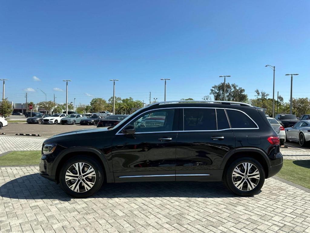 new 2025 Mercedes-Benz GLB 250 car, priced at $48,645