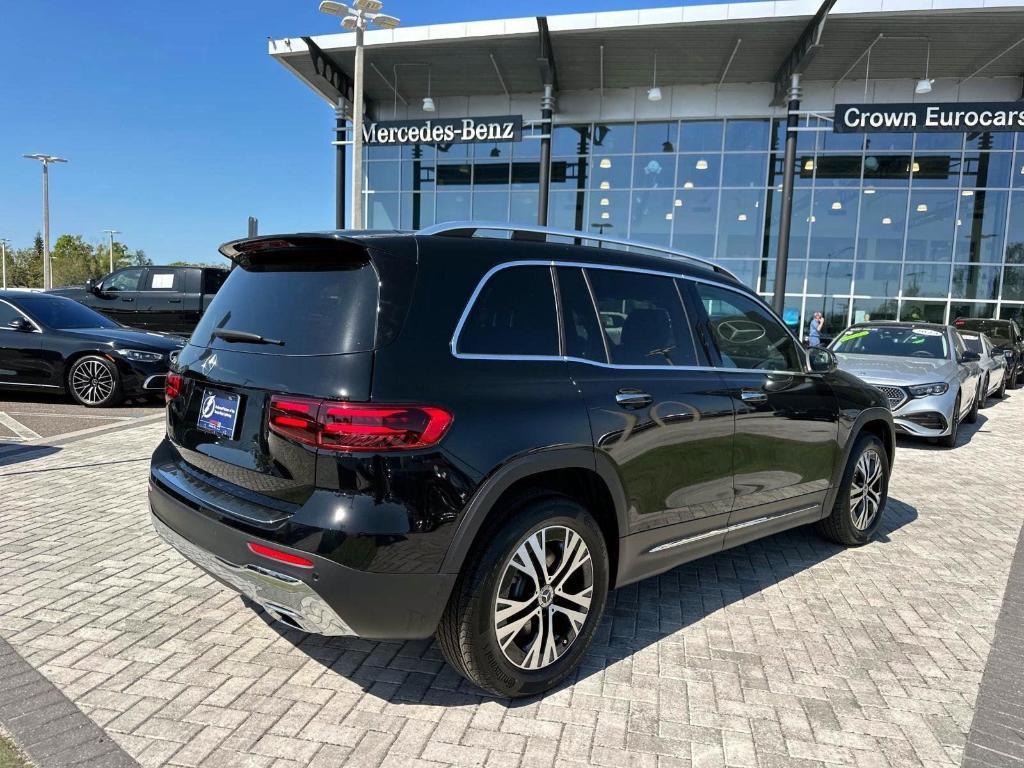 new 2025 Mercedes-Benz GLB 250 car, priced at $48,645