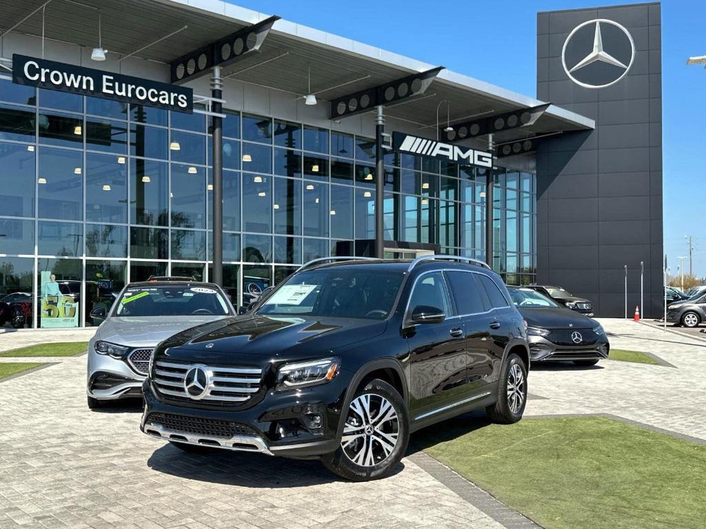 new 2025 Mercedes-Benz GLB 250 car, priced at $48,645