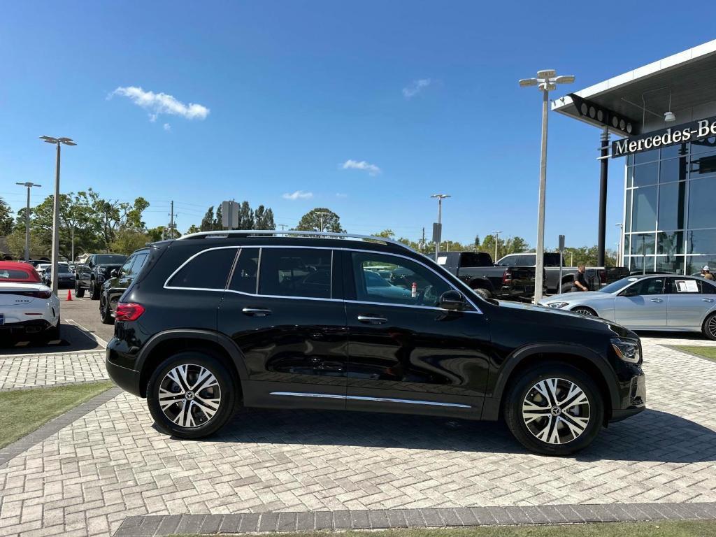 new 2025 Mercedes-Benz GLB 250 car, priced at $48,645