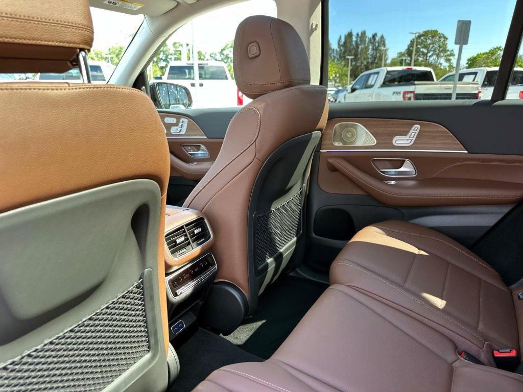 new 2025 Mercedes-Benz GLE 350 car, priced at $76,020