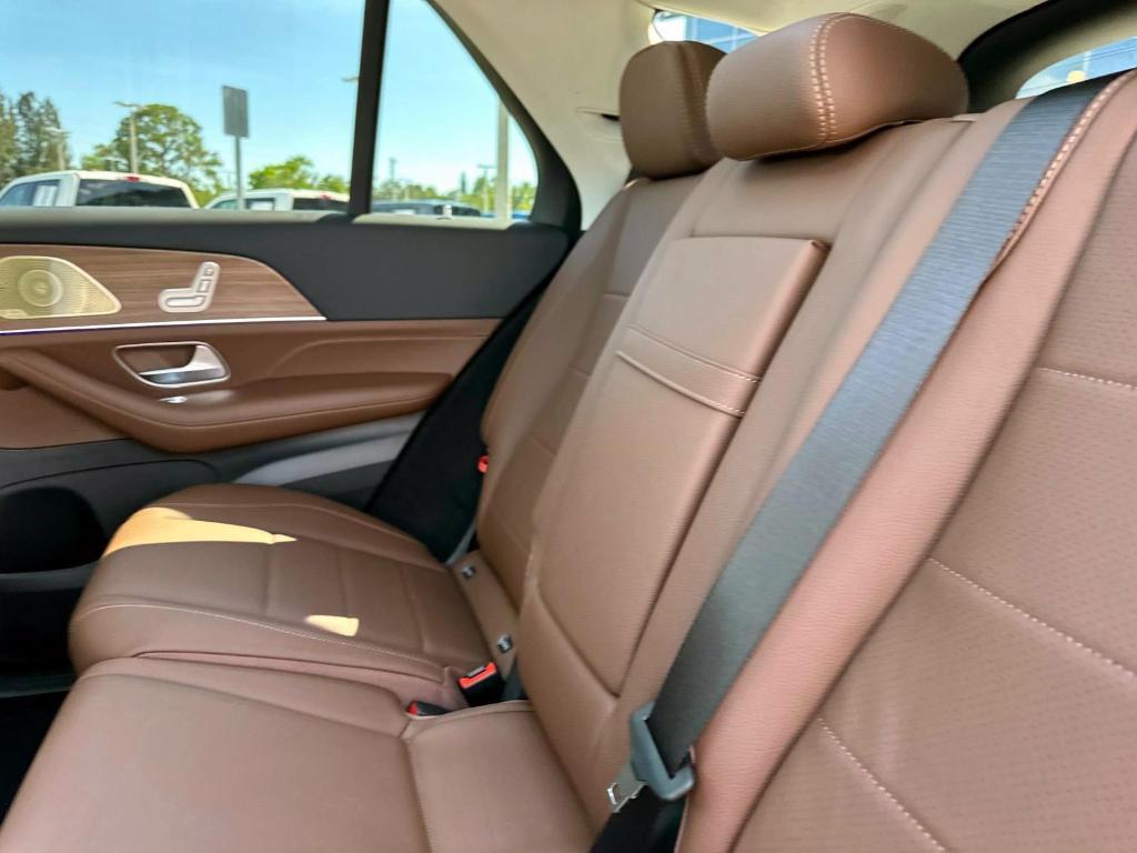new 2025 Mercedes-Benz GLE 350 car, priced at $76,020