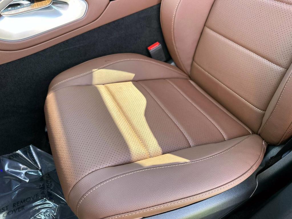 new 2025 Mercedes-Benz GLE 350 car, priced at $76,020