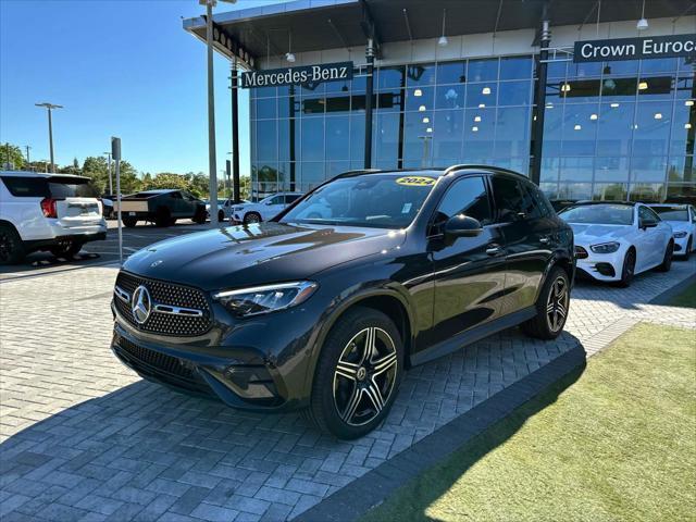 new 2024 Mercedes-Benz GLC 300 car, priced at $61,485