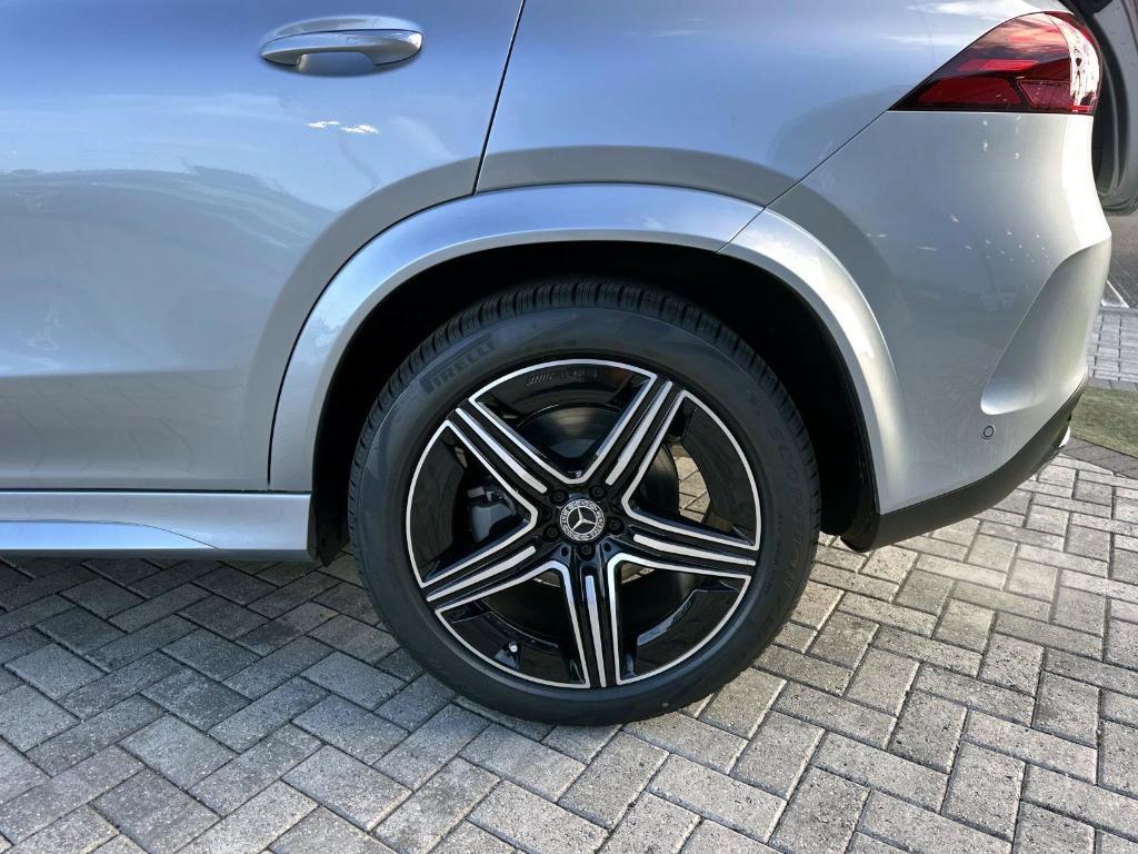 new 2026 Mercedes-Benz GLE 450 car, priced at $86,655