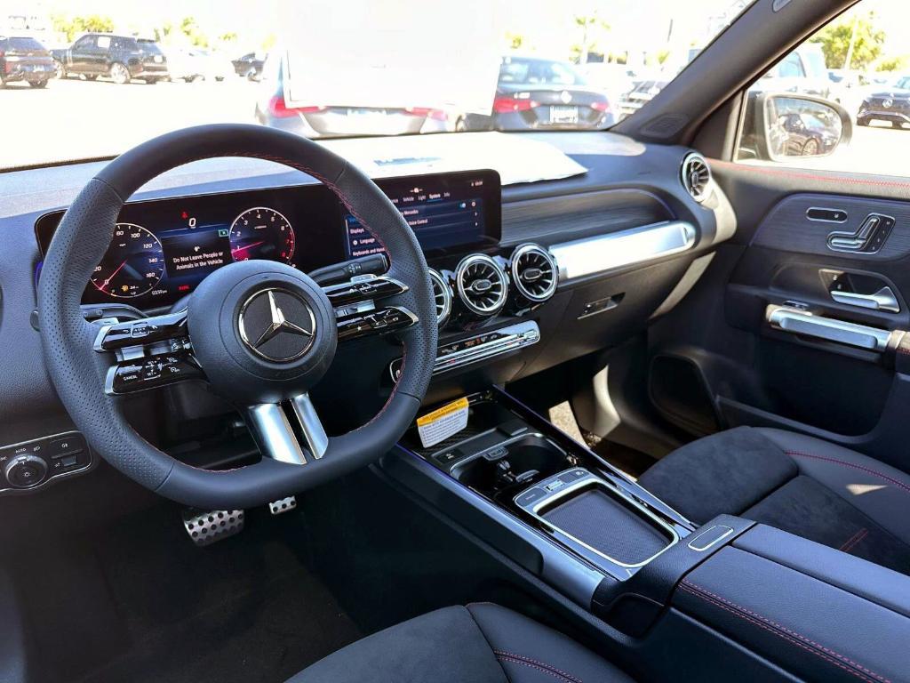 new 2024 Mercedes-Benz GLB 250 car, priced at $53,245