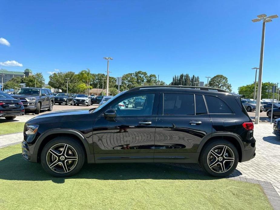 new 2024 Mercedes-Benz GLB 250 car, priced at $53,245