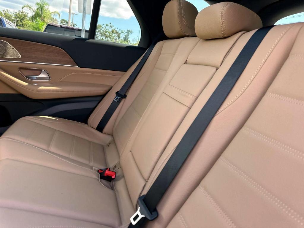 new 2026 Mercedes-Benz GLE 450e car, priced at $82,615