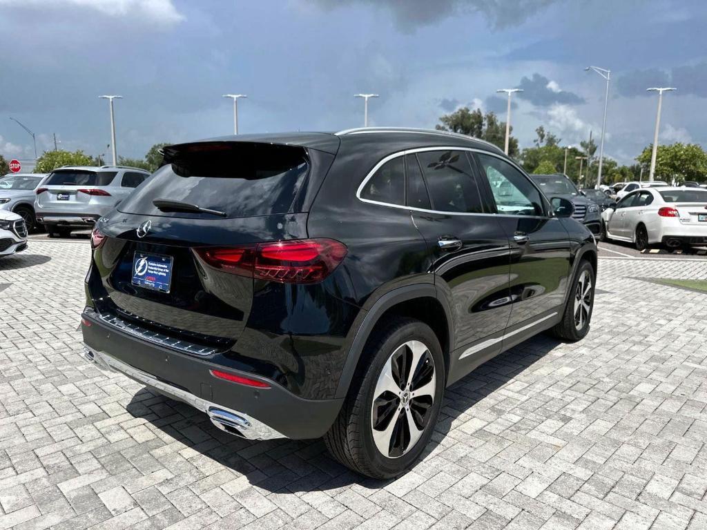 new 2026 Mercedes-Benz GLA 250 car, priced at $47,380