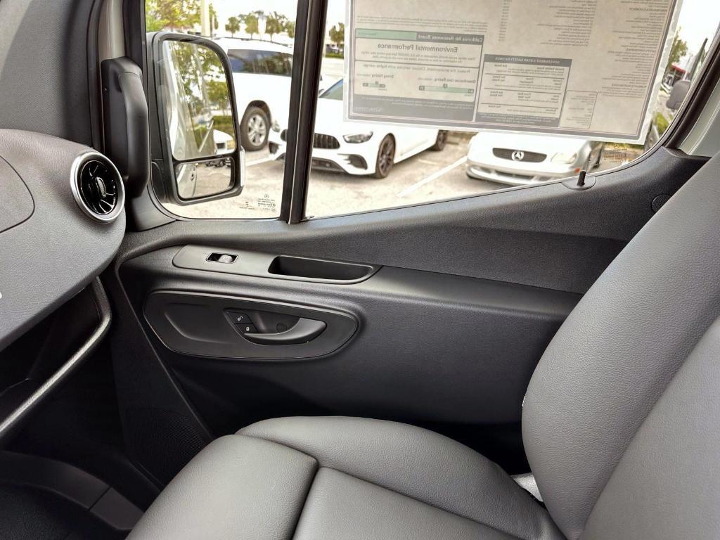 new 2025 Mercedes-Benz Sprinter 2500 car, priced at $74,288