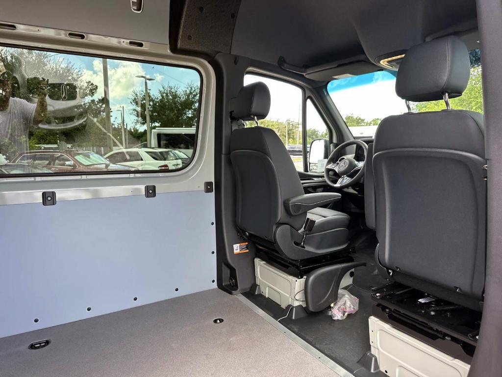new 2025 Mercedes-Benz Sprinter 2500 car, priced at $74,288