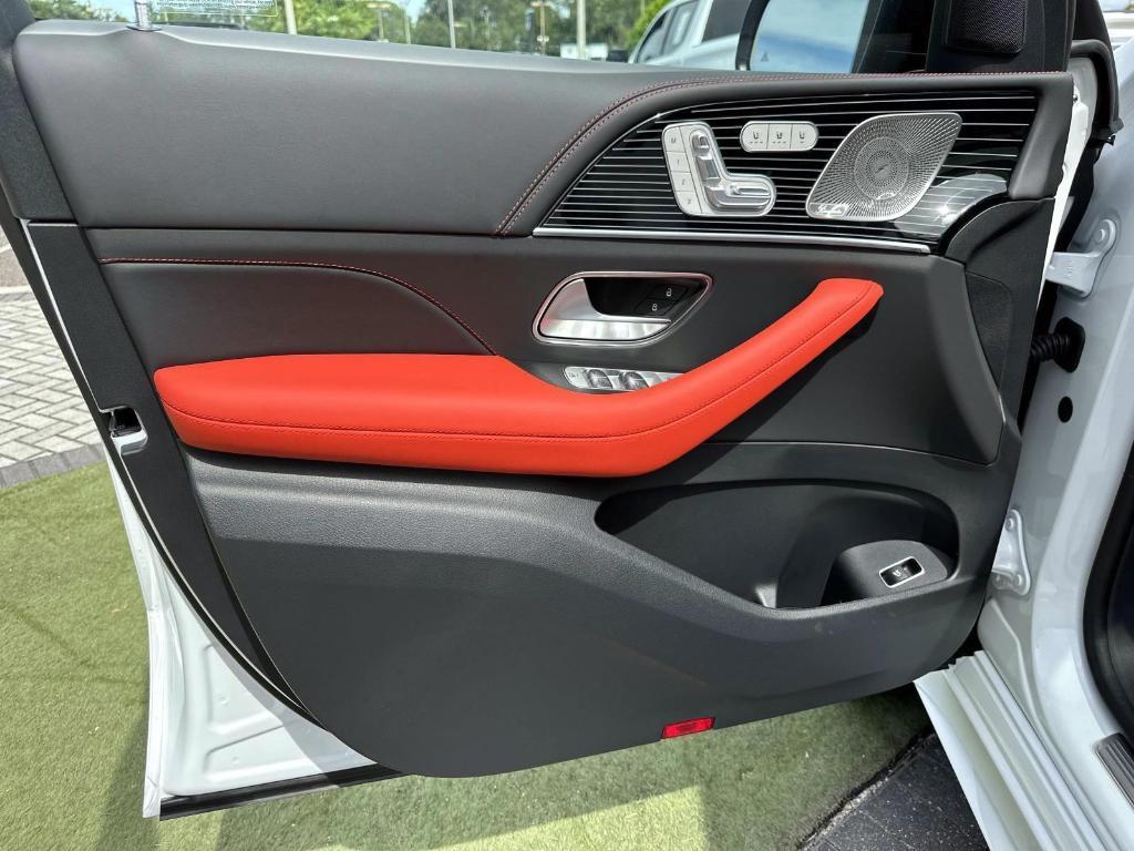 new 2026 Mercedes-Benz AMG GLE 53 car, priced at $105,155