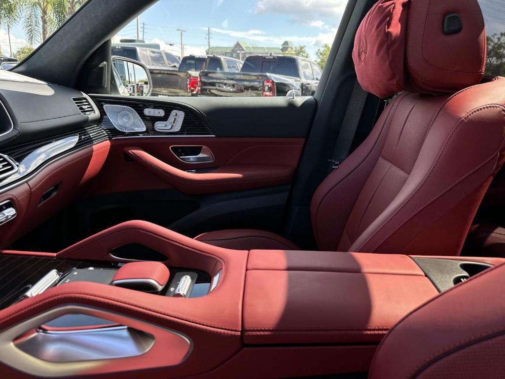 new 2026 Mercedes-Benz GLS 580 car, priced at $139,550