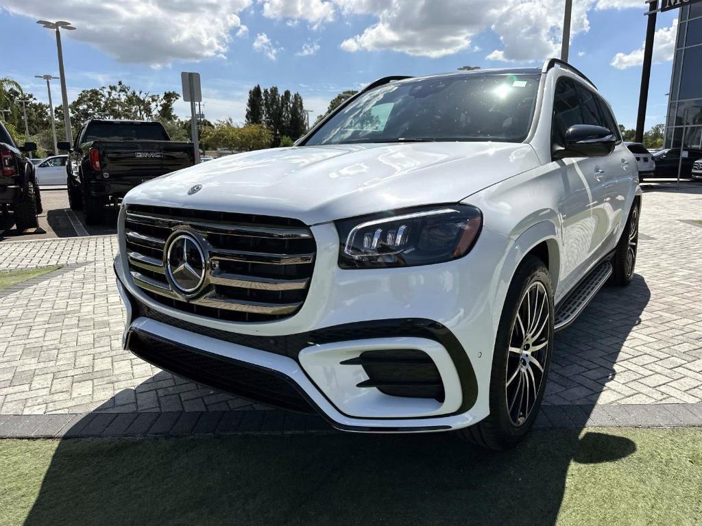 new 2026 Mercedes-Benz GLS 580 car, priced at $139,550